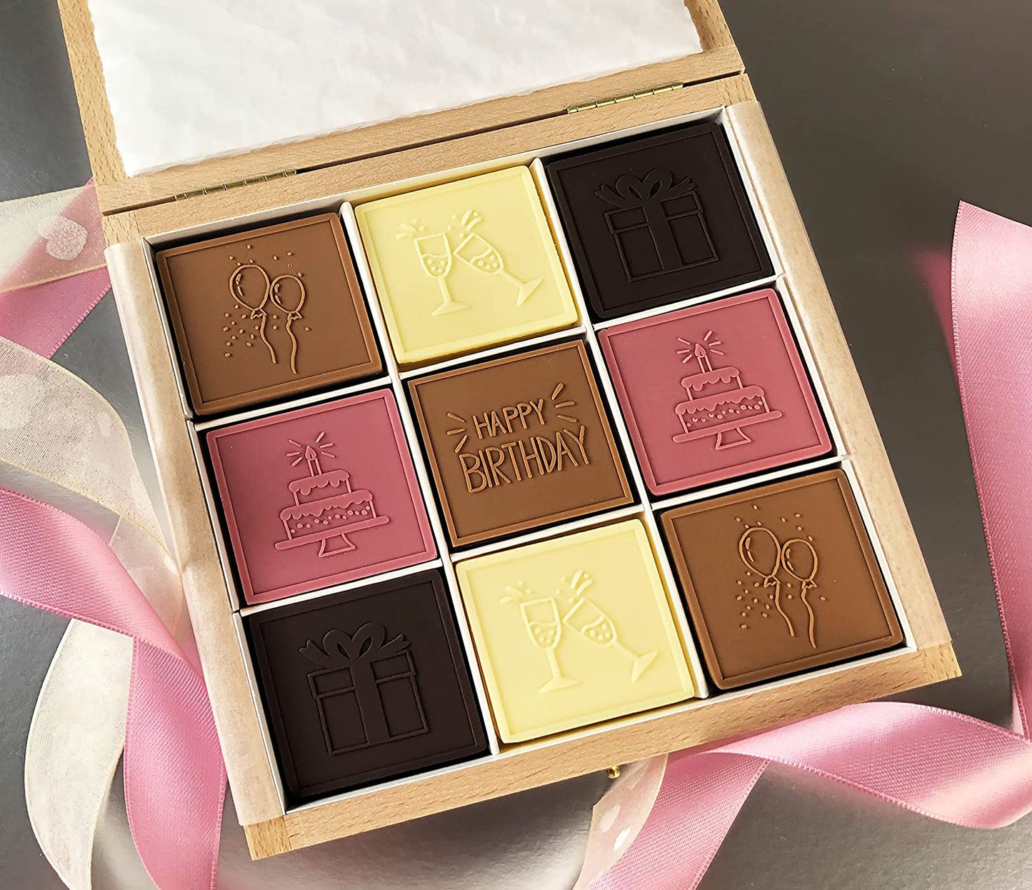 Caja de Cumpleaños de Chocolate "Happy Birthday - Pink Party"