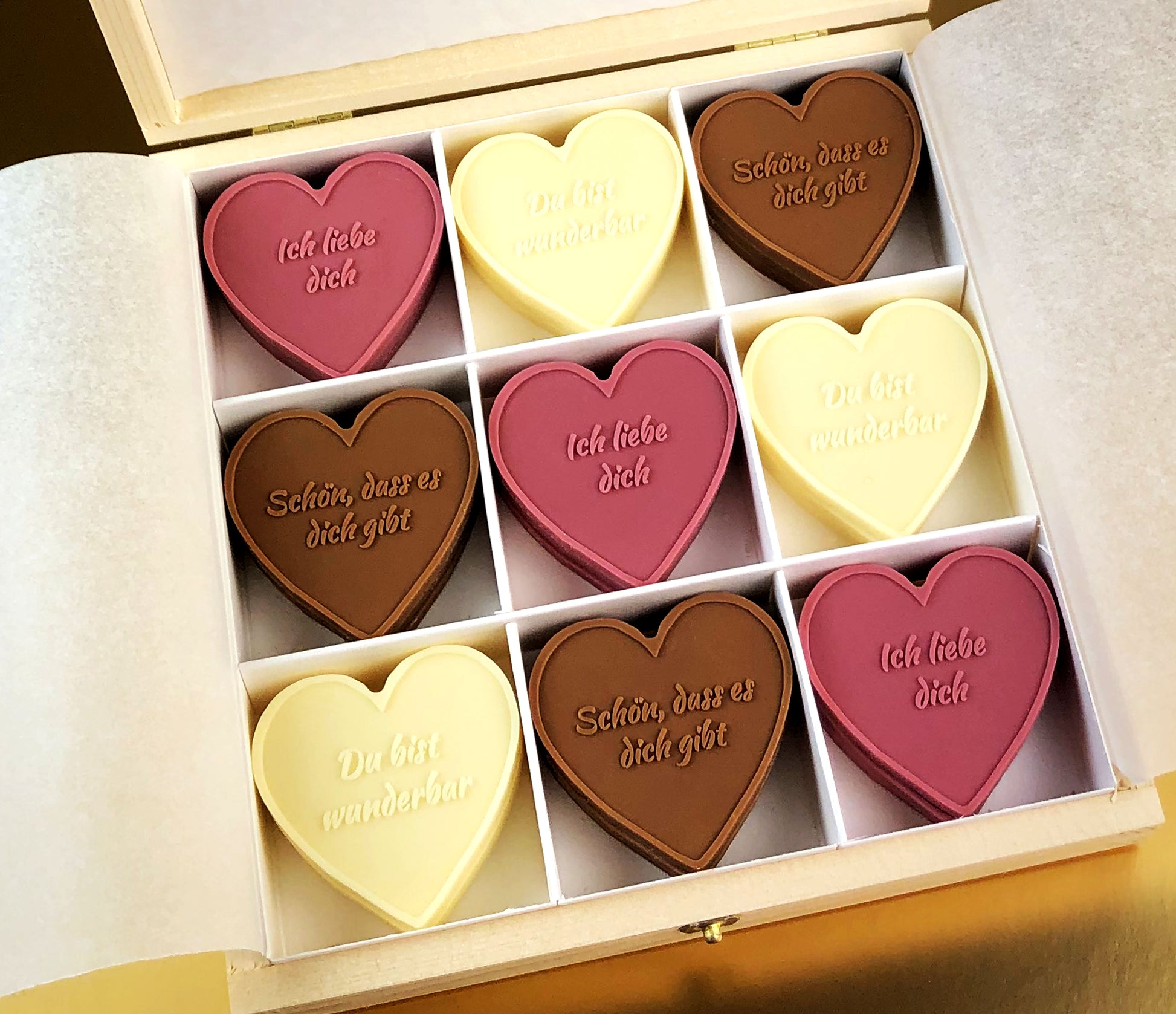 Regalo corazón y chocolates, ideal para enamorados y día de San