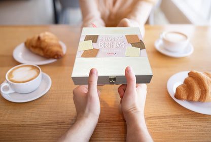 Caja de Cumpleaños de Chocolate "Happy Birthday - Sweet Surprise"